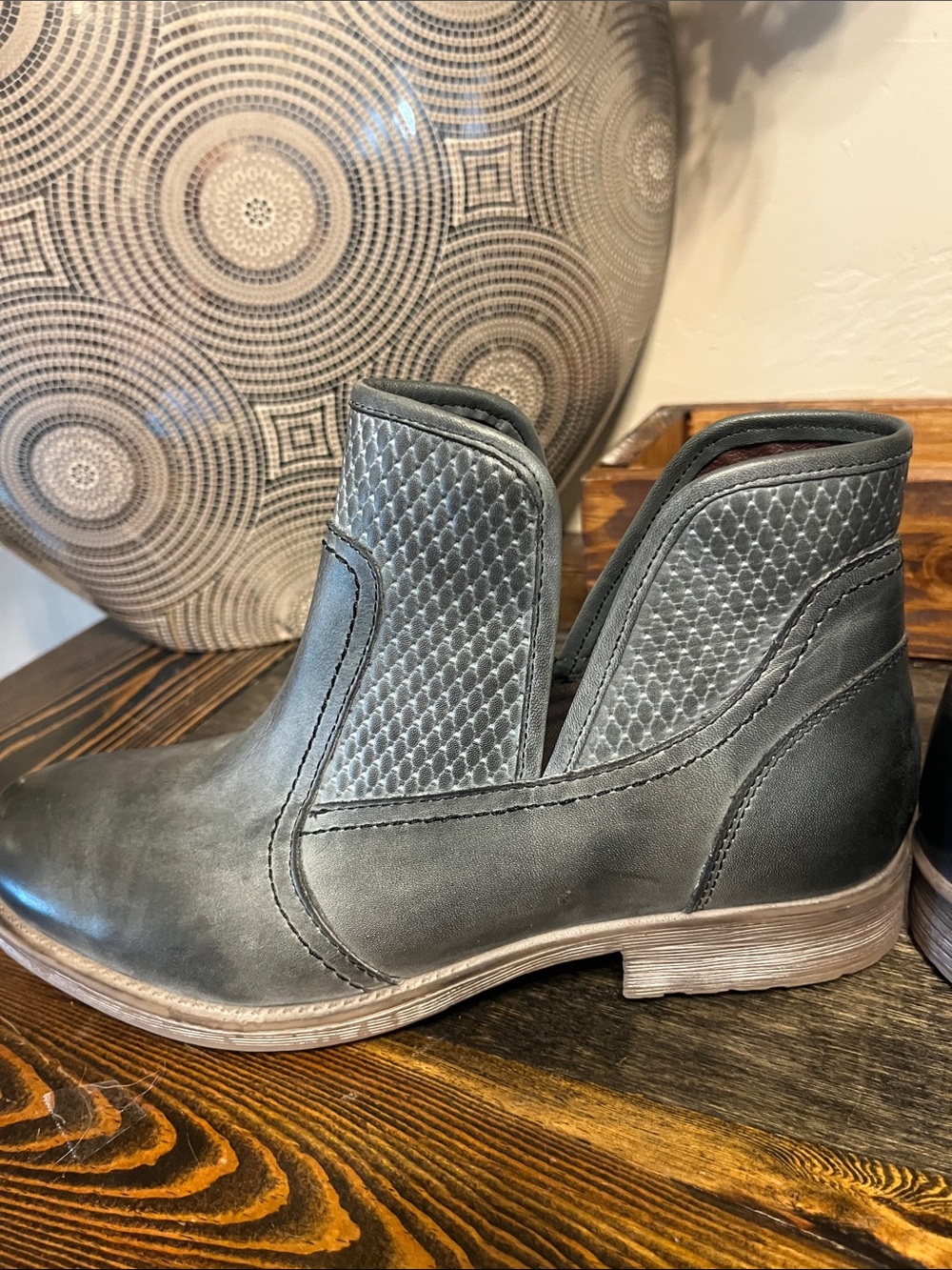 ROAN by Bed Stu Chelsea Boots - Picture 4 of 12